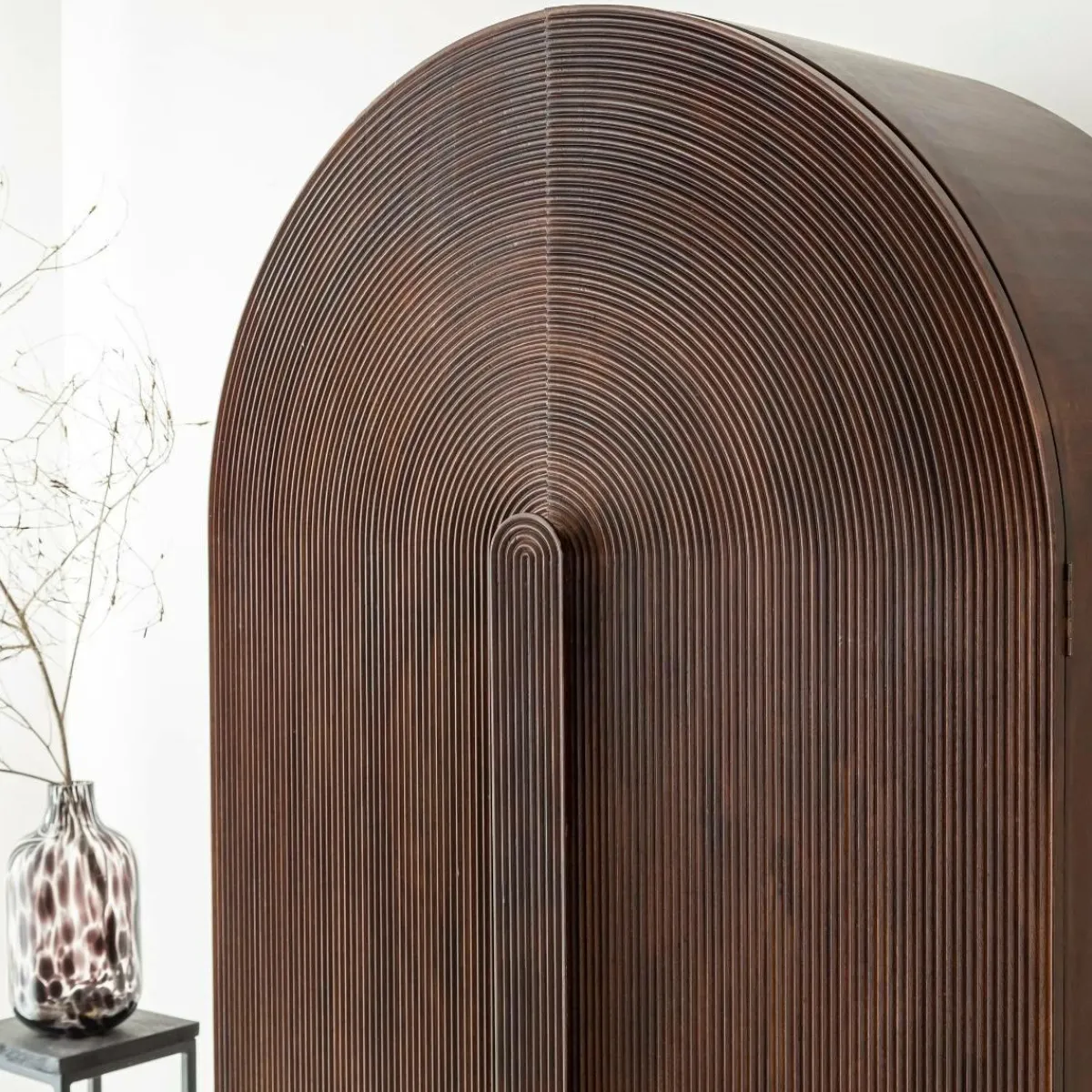 Made in Meubles Armoire arrondie en bois de manguier Julio