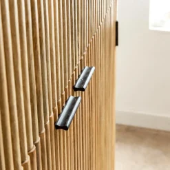 Made in Meubles Armoire en bois de manguier Ambrine