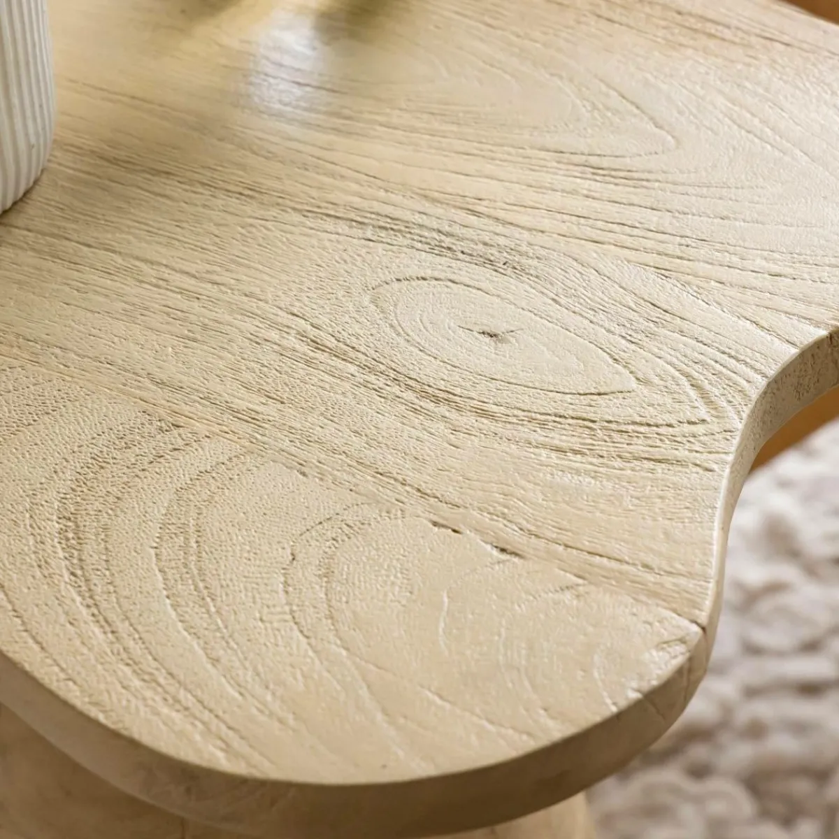 Made in Meubles Bout de canapé en bois de manguier Merlin