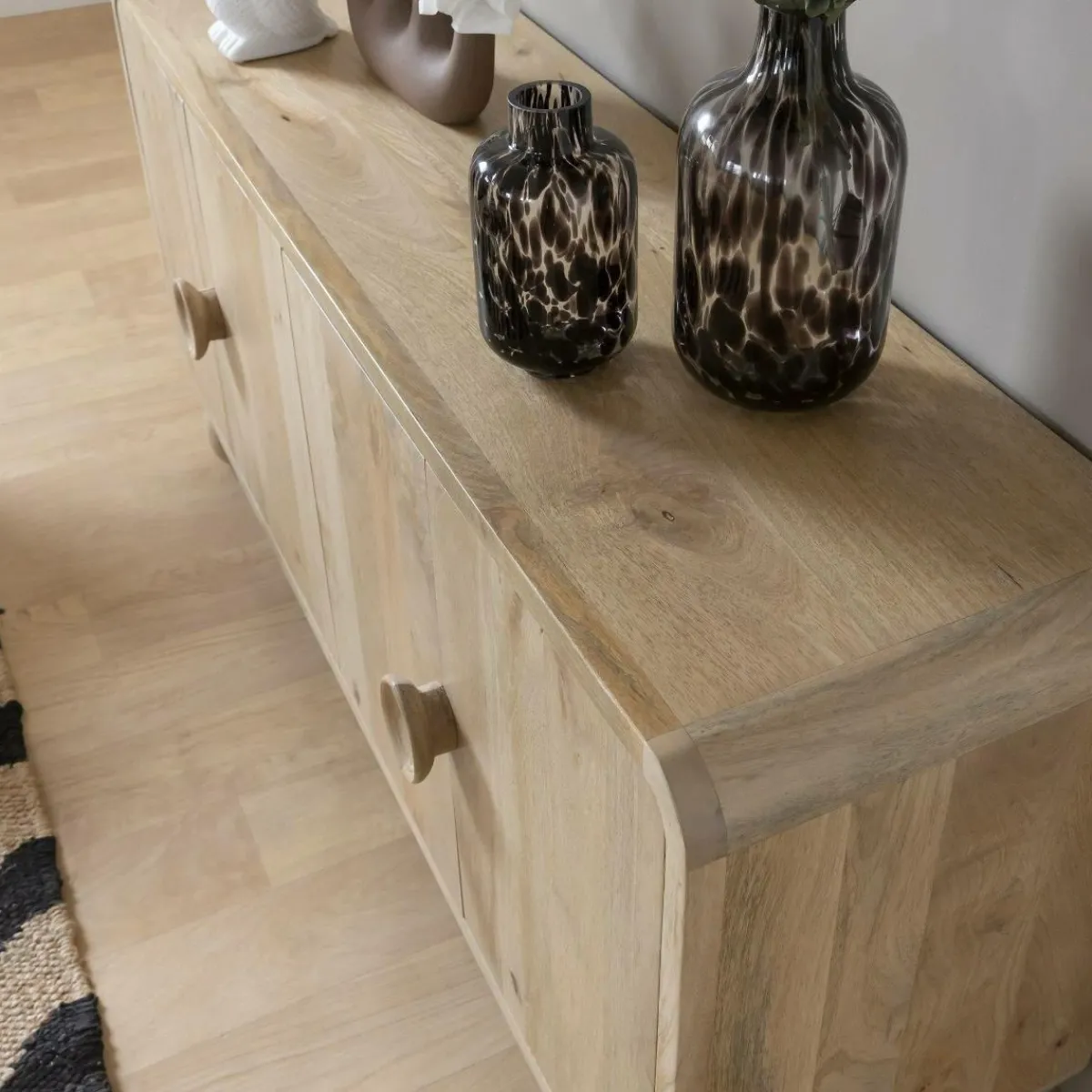 Made in Meubles Buffet en bois de manguier Horta