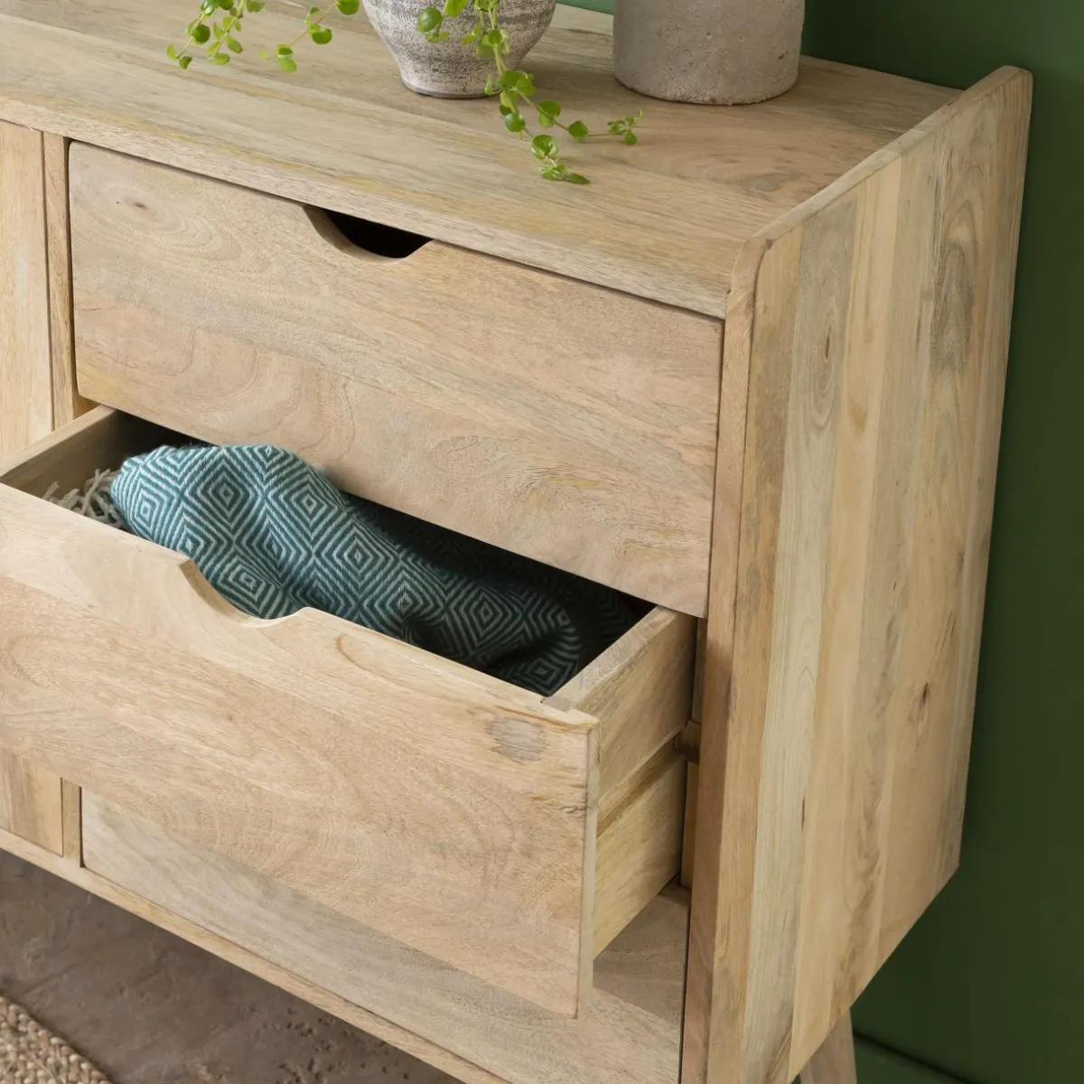 Made in Meubles Buffet en bois de manguier Augustine