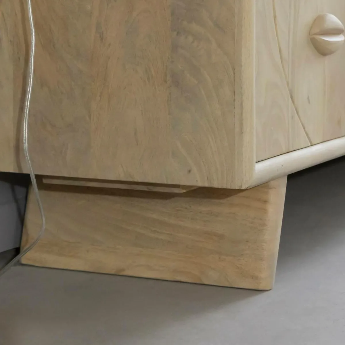 Made in Meubles Buffet en bois de manguier Facia