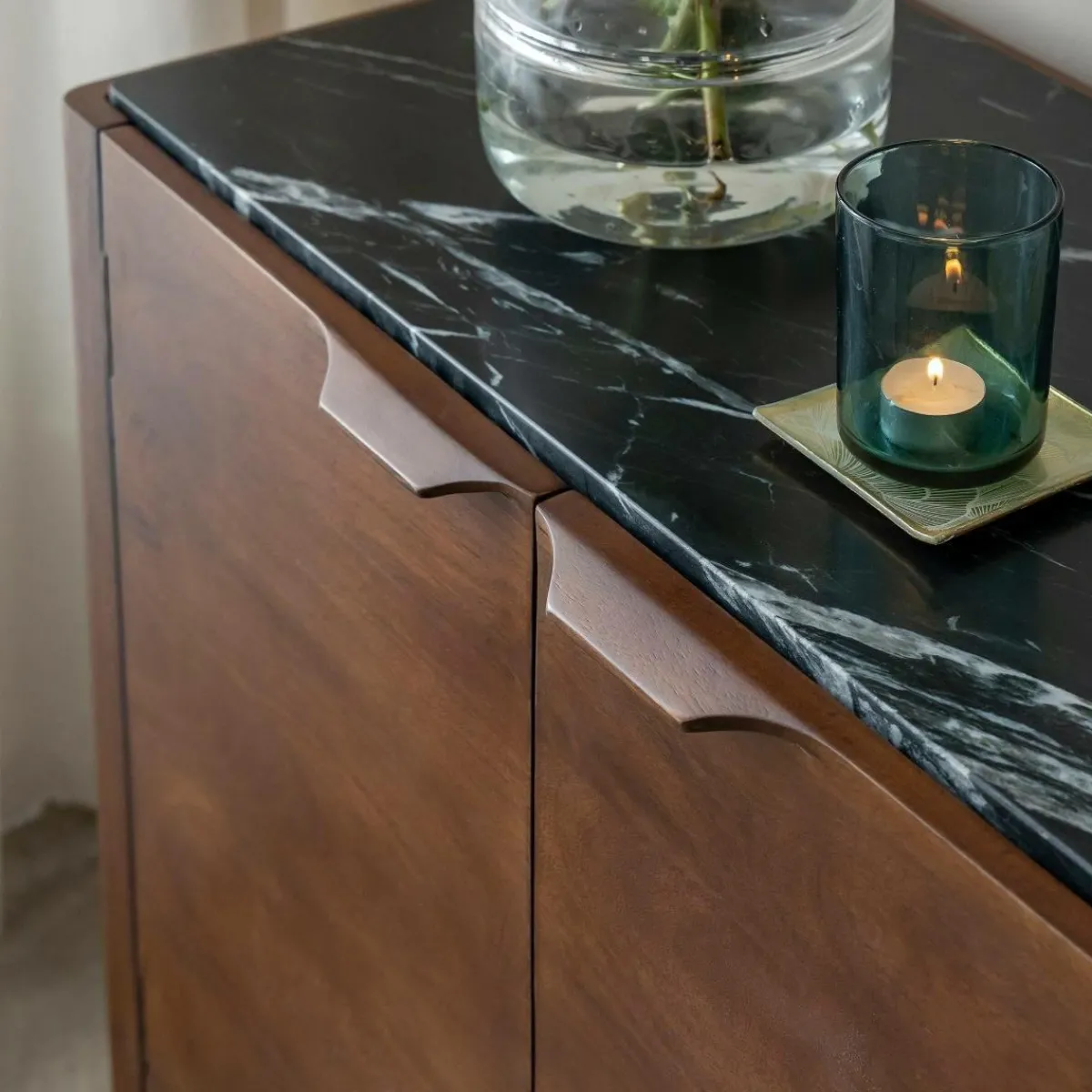Made in Meubles Buffet en bois de manguier et marbre noir Roch