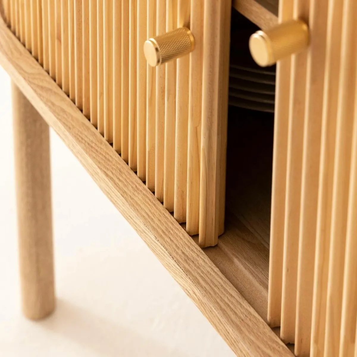 Made in Meubles Buffet en bois de pin clair Colin