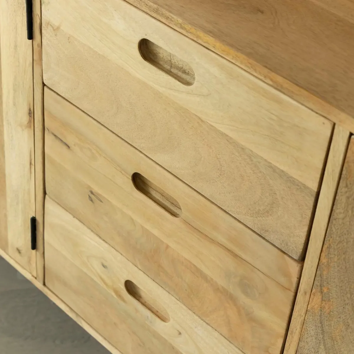 Made in Meubles Buffet long en bois de manguier Rowene