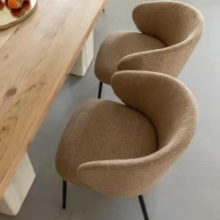 Made in Meubles Chaise avec accoudoirs ronds en tissu sable et pieds en métal Cléa (lot de 2)