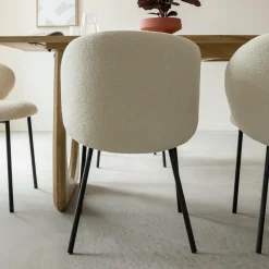 Made in Meubles Chaise avec accoudoirs ronds en tissu bouclette écru clair et pieds en métal Cléa (lot de 2)