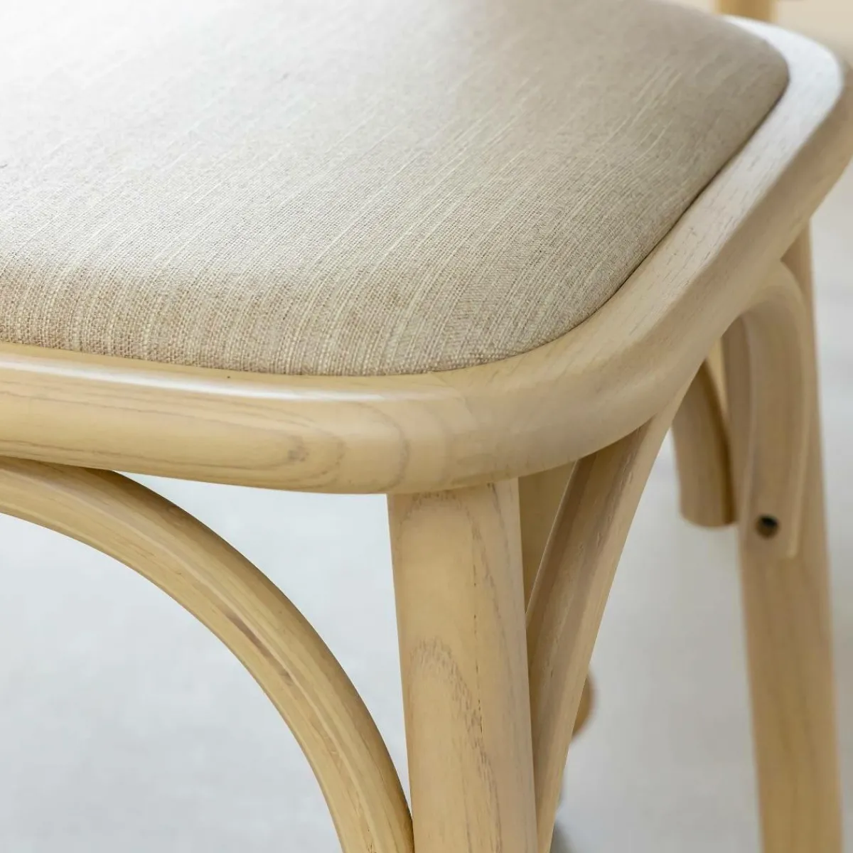 Made in Meubles Chaise en bois d'orme clair et cannage Luzian (lot de 2)