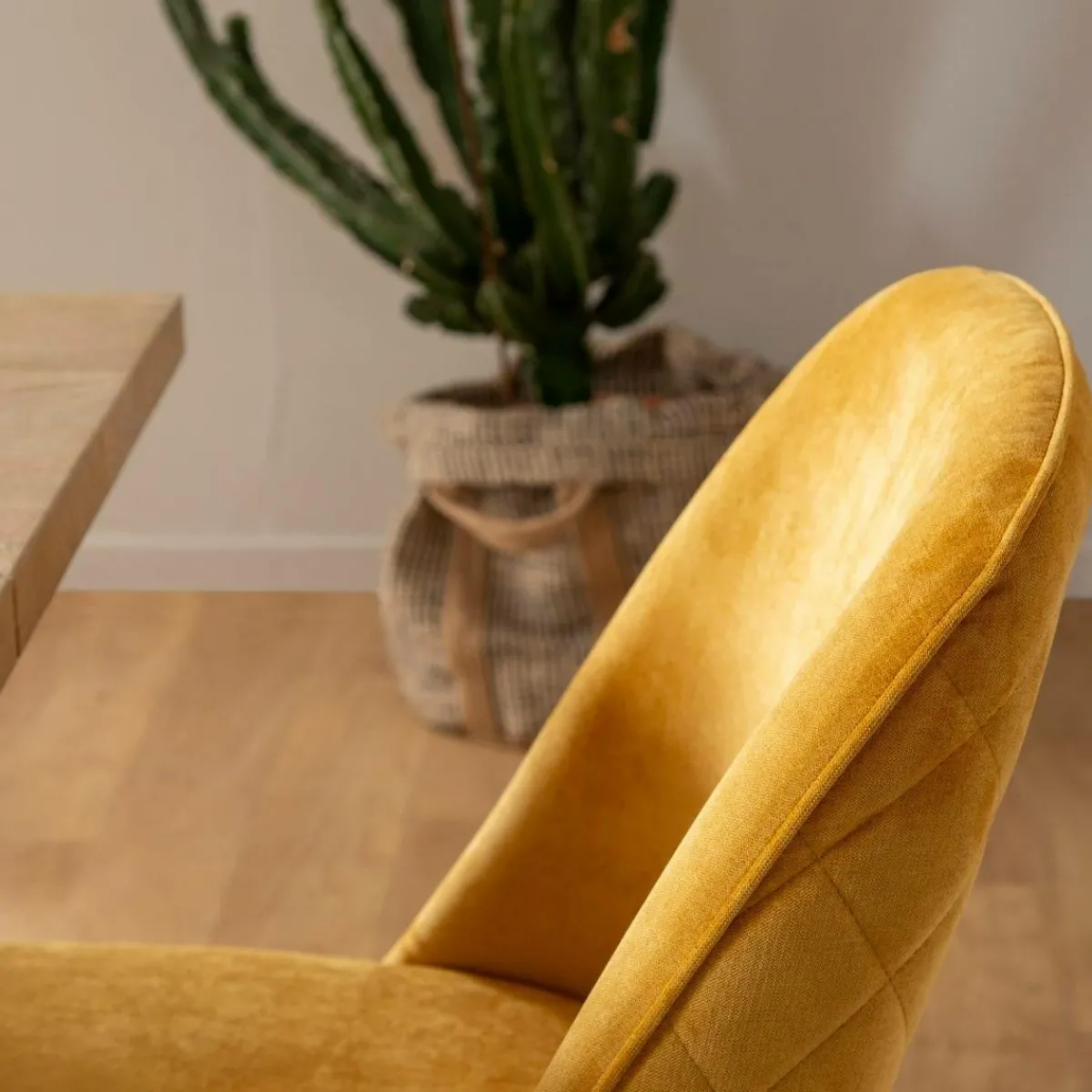 Made in Meubles Chaise en velours moutarde Rumba (lot de 2)