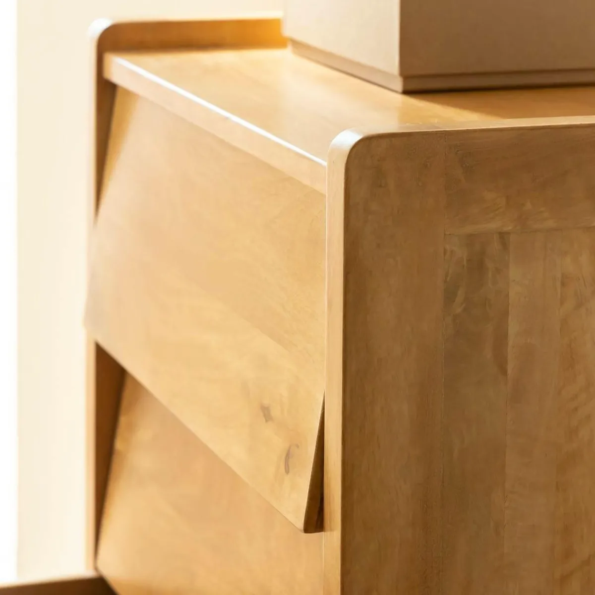 Made in Meubles Chiffonnier en bois de manguier Hera