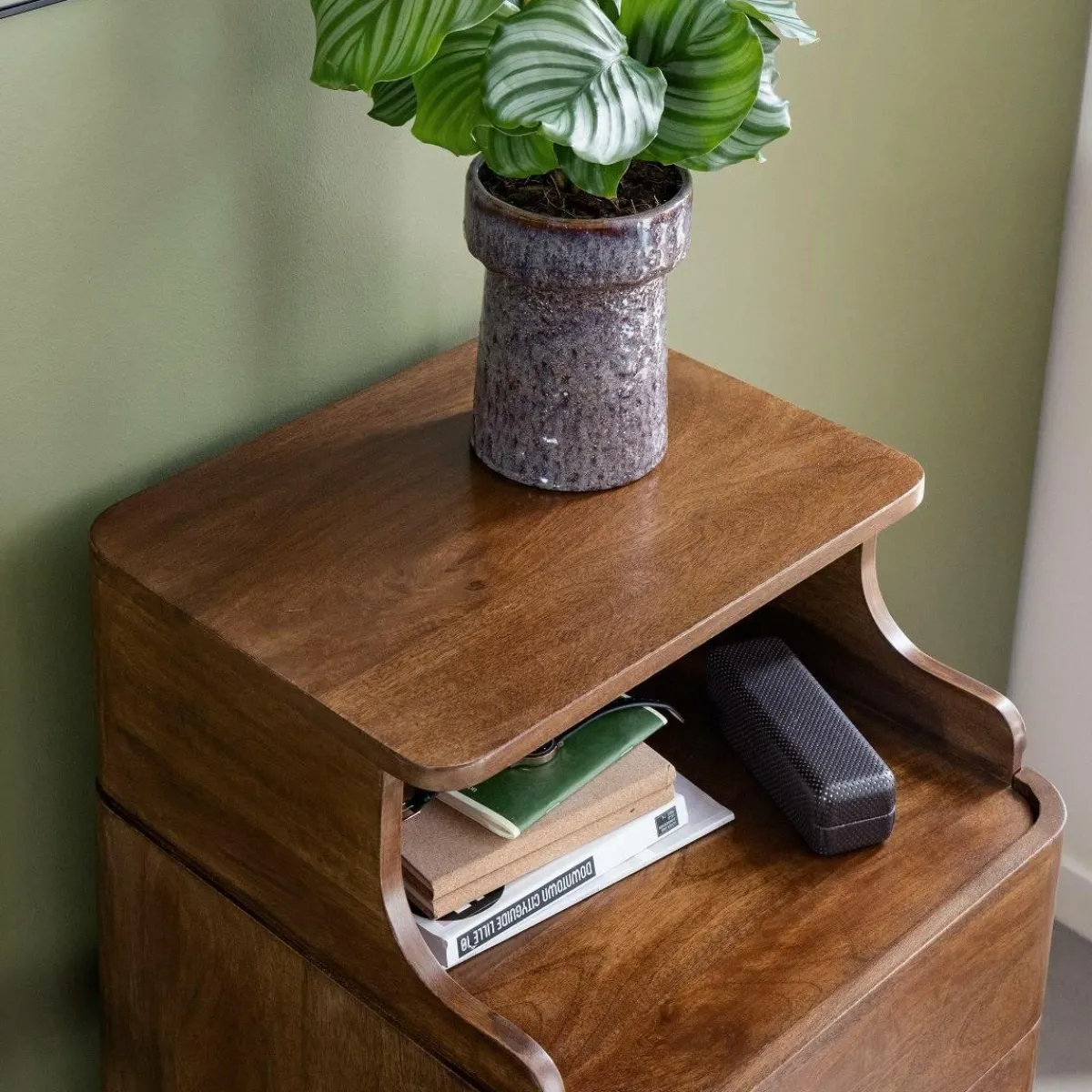 Made in Meubles Chiffonnier en bois de manguier Remick