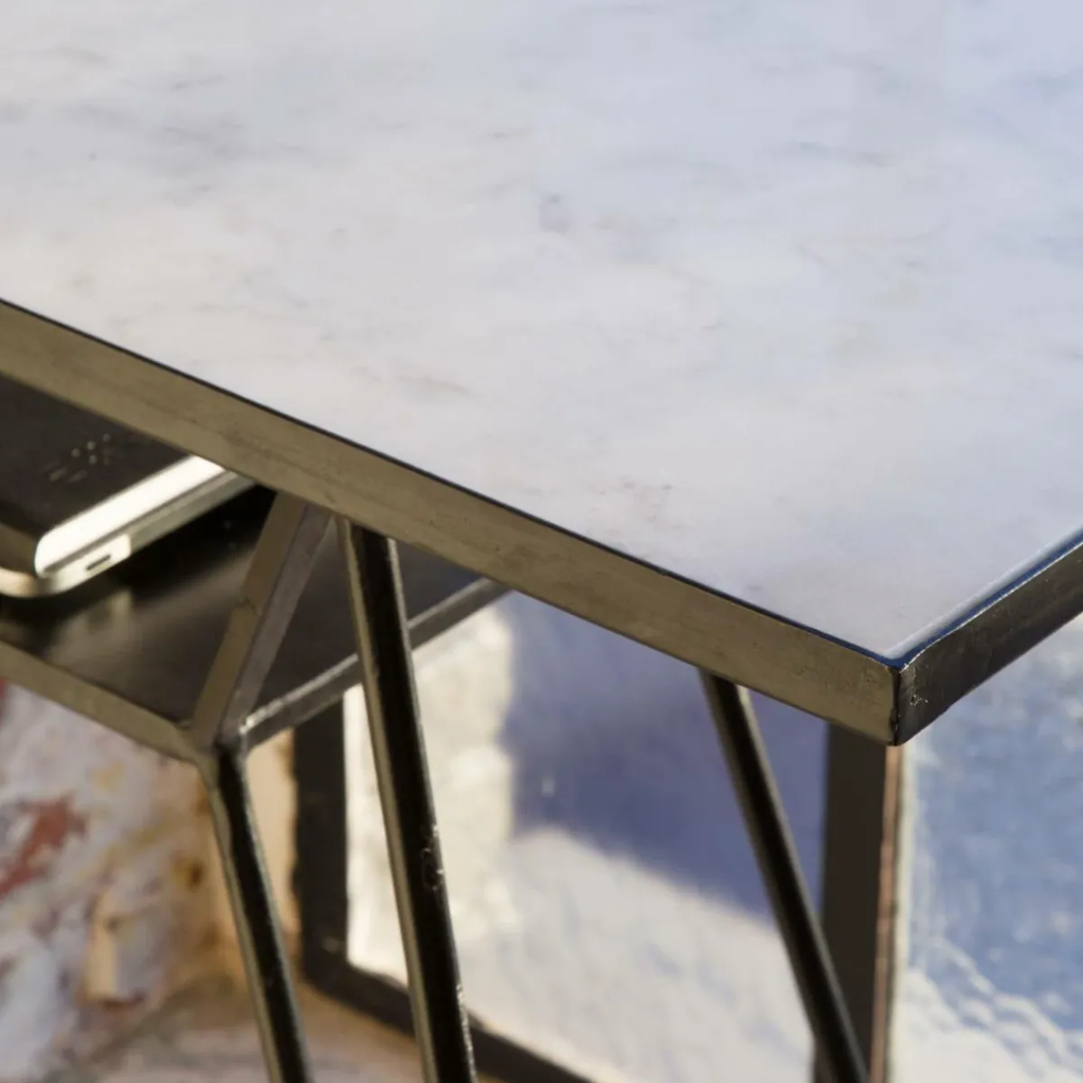 Made in Meubles Console pieds compas en marbre blanc et métal Marceau