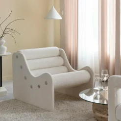 Made in Meubles Fauteuil des années 70 en tissu bouclette blanc Athéna