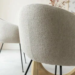 Made in Meubles Fauteuil en tissu écru et pieds en métal Sandy