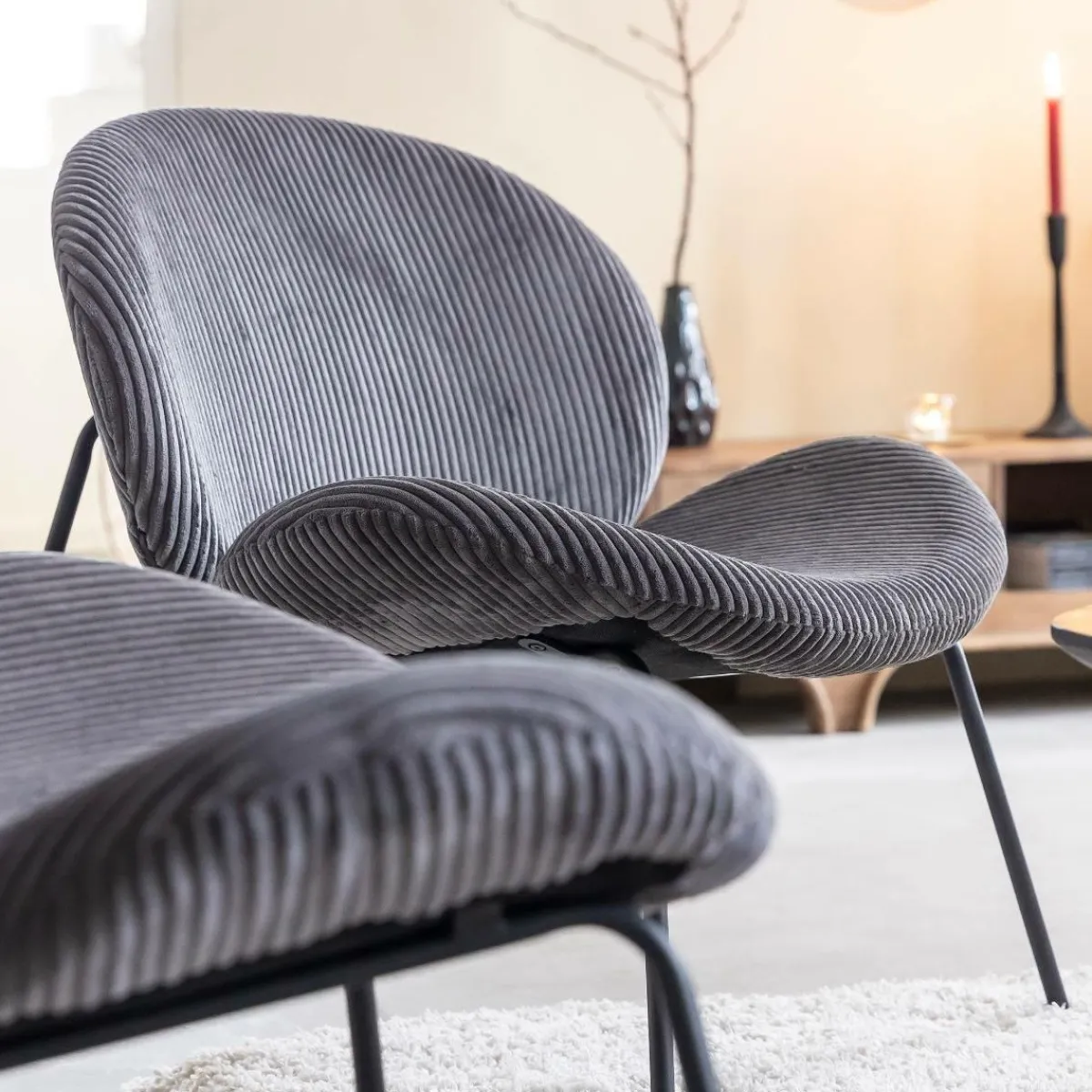 Made in Meubles Fauteuil en velours gris Dorian