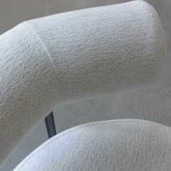 Made in Meubles Fauteuil rond en tissu bouclette écru clair Maya