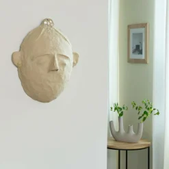 Made in Meubles Masque ovale en papier mâché Antoine