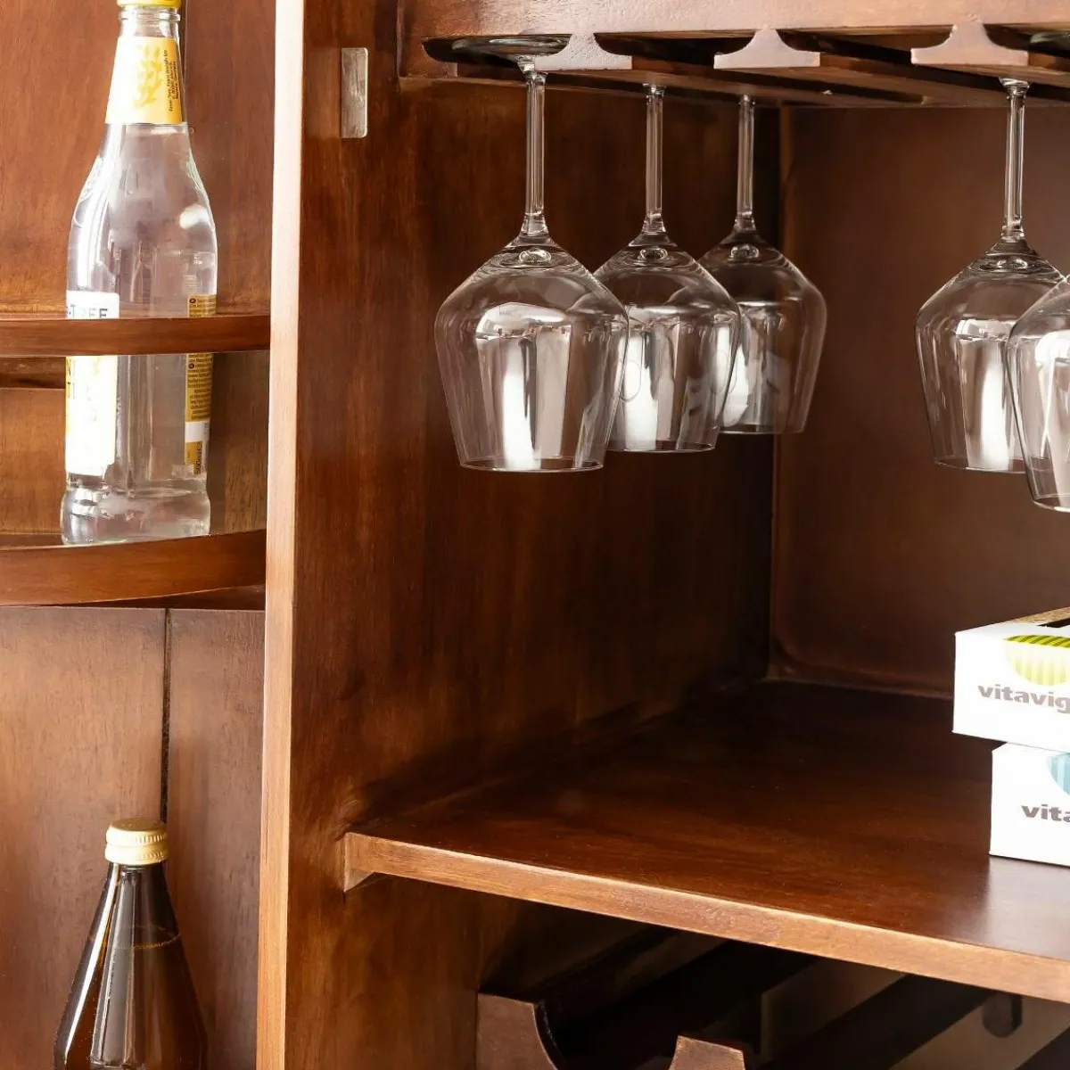 Made in Meubles Meuble bar en bois de manguier Elio