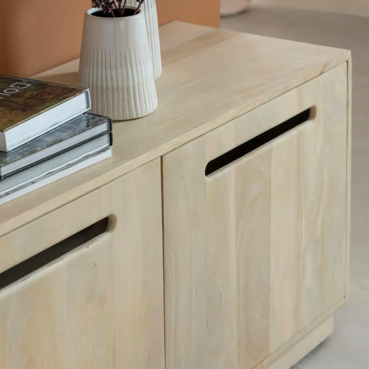 Made in Meubles Meuble TV 3 portes en bois de manguier Roni