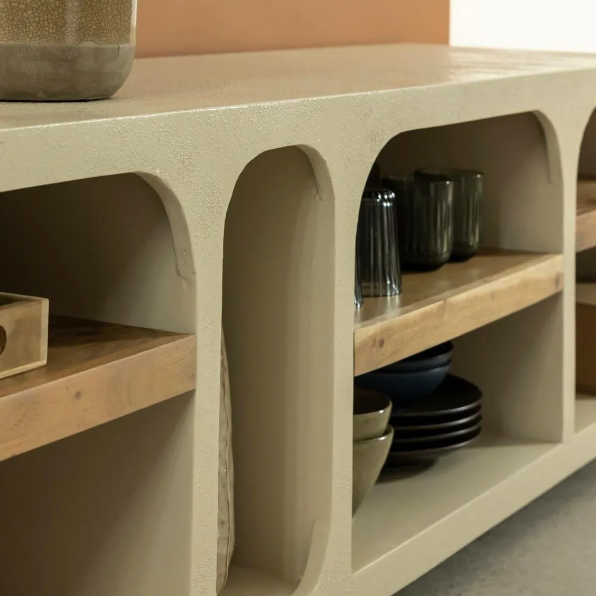 Made in Meubles Meuble TV avec étagères en bois effet béton et bois recyclé Dalva