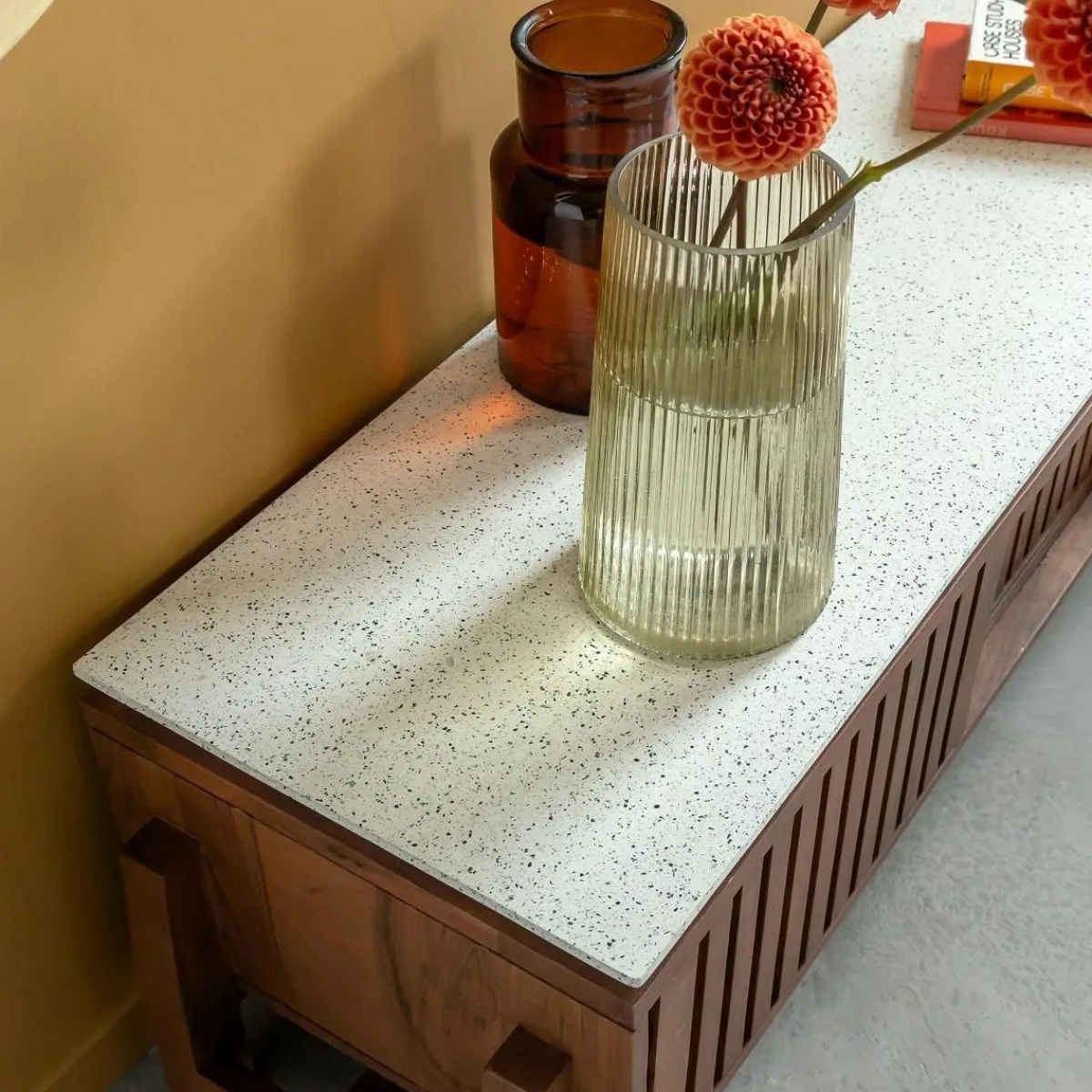 Made in Meubles Meuble TV en bois d'acacia et terrazzo Kaelis