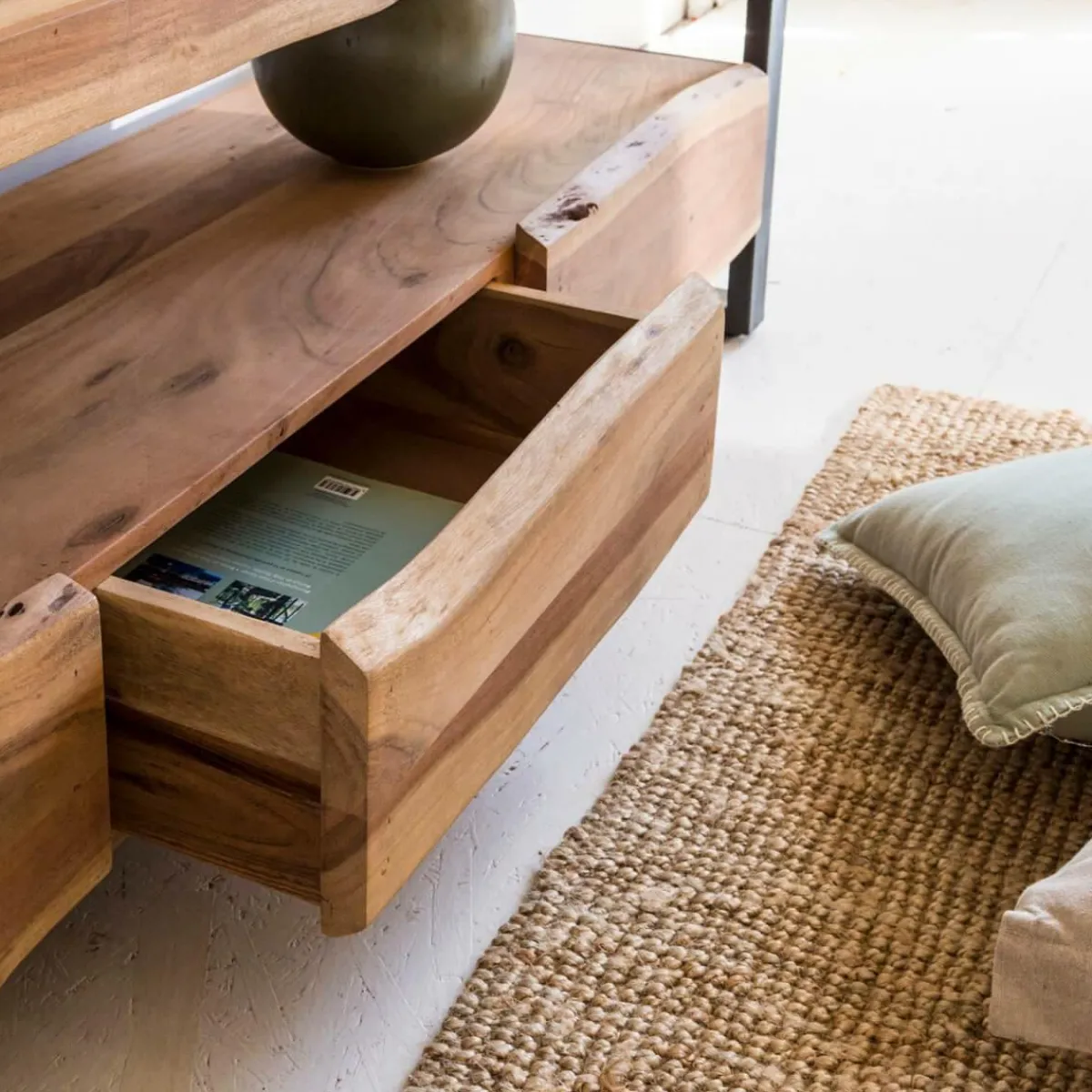 Made in Meubles Meuble TV en bois d'acacia 3 tiroirs Tree