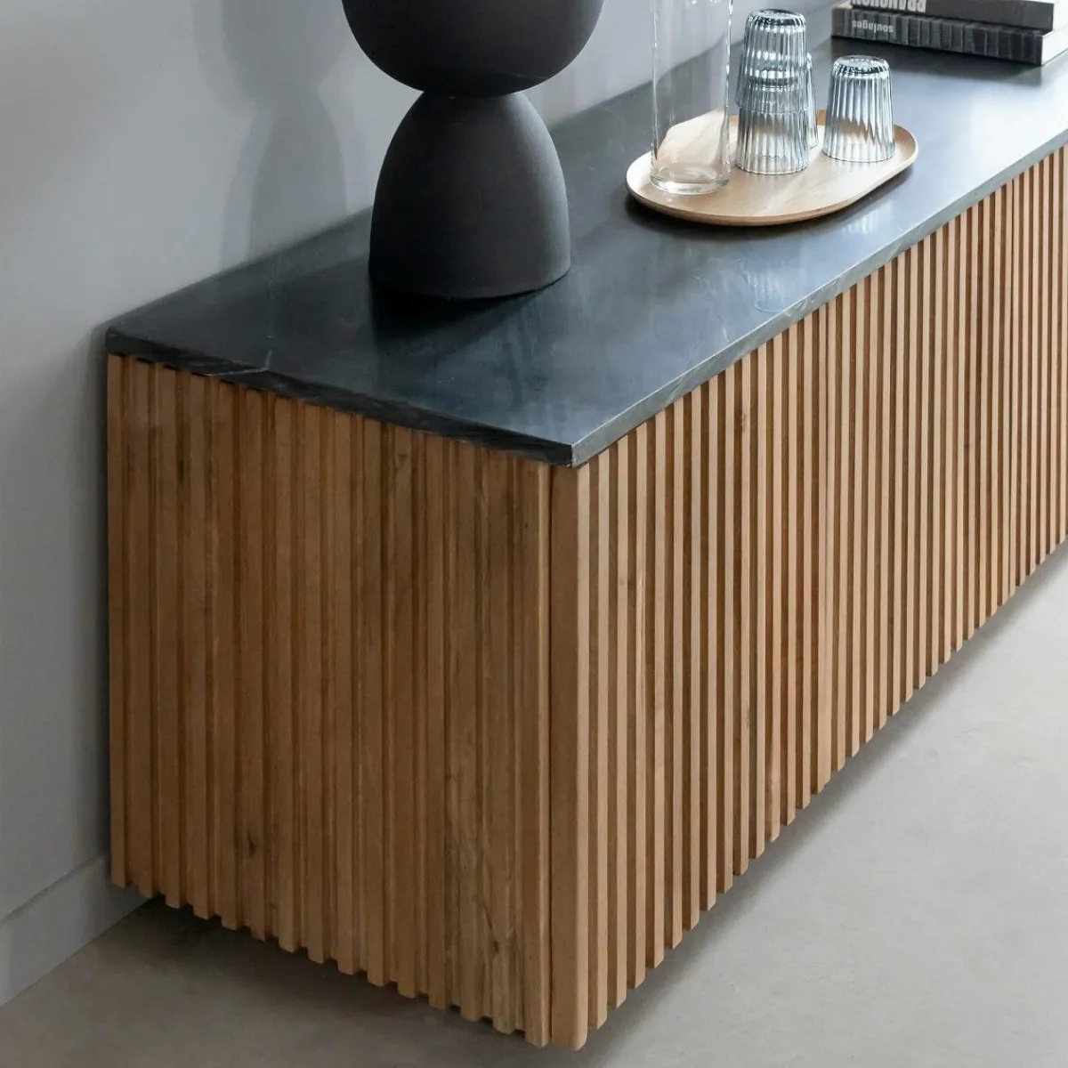 Made in Meubles Meuble TV en bois de manguier et marbre Betty