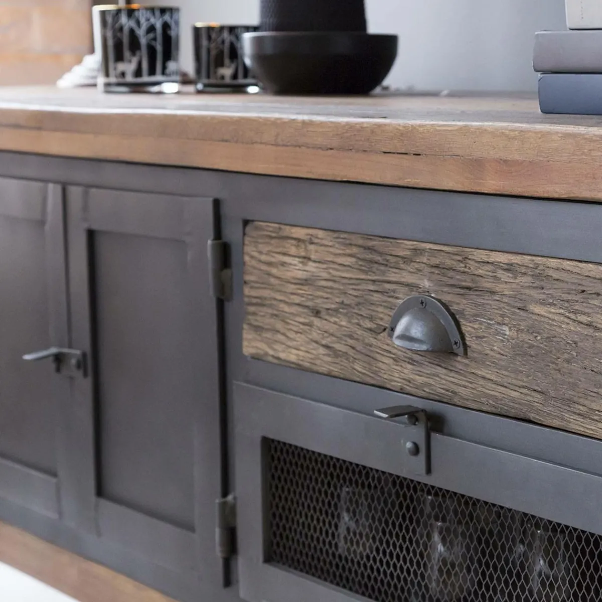 Made in Meubles Meuble TV en bois recyclé et métal Hector