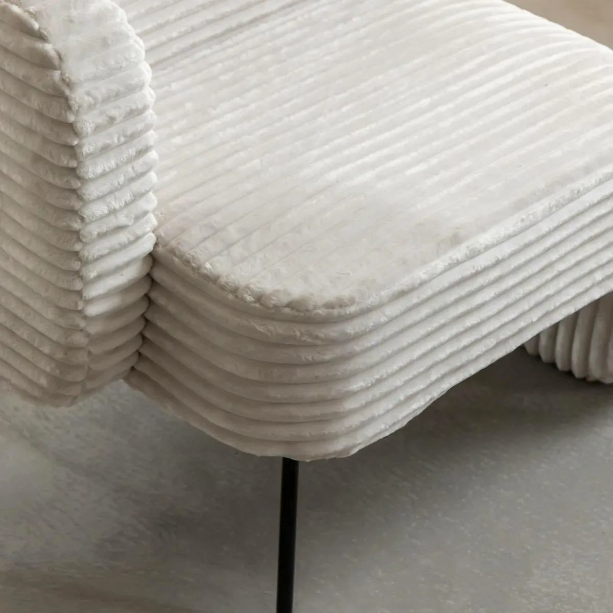 Made in Meubles Méridienne en velours côtelé blanc Soléa