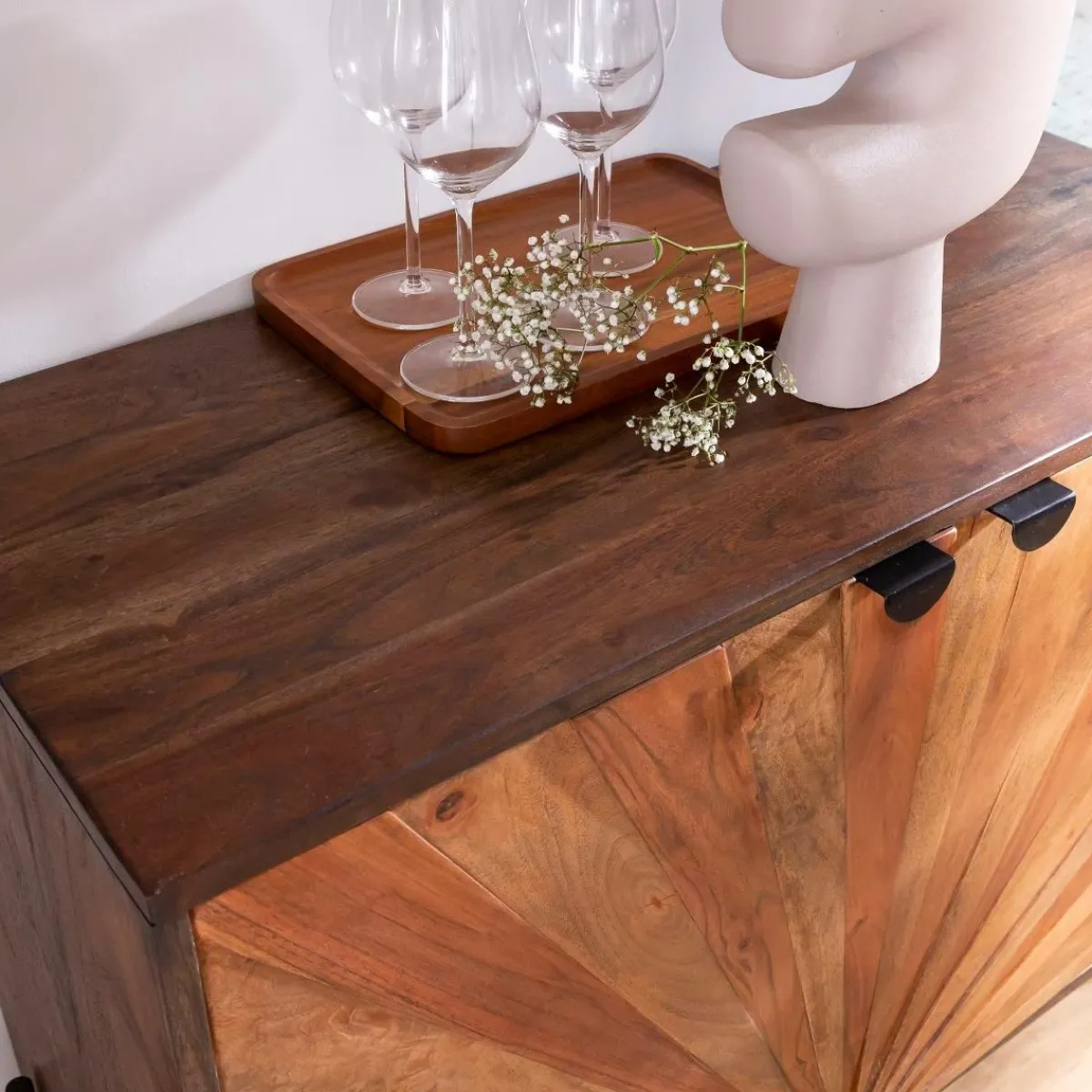 Made in Meubles Petit buffet en bois d'acacia Elvira