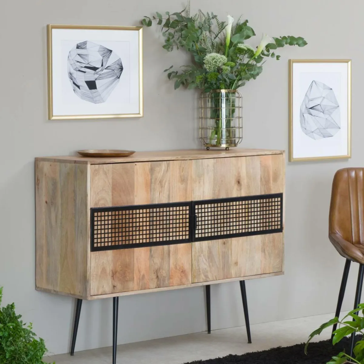 Made in Meubles Petit buffet en bois de manguier Jasmin