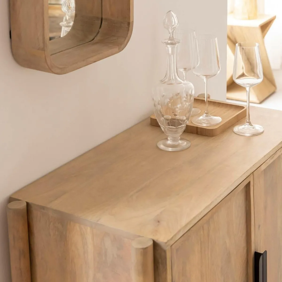 Made in Meubles Petit buffet en bois de manguier Nova