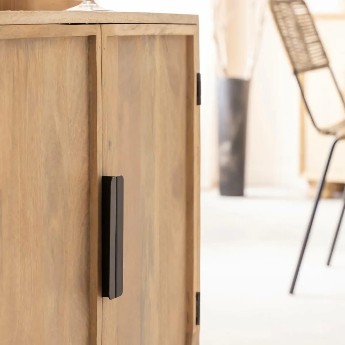 Made in Meubles Petit buffet en bois de manguier Nova