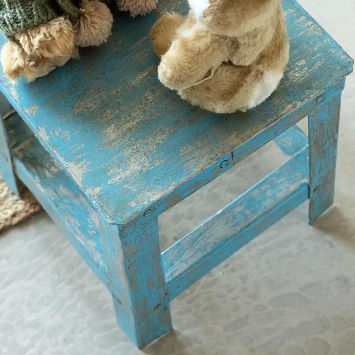 Made in Meubles Petit tabouret en métal Alban