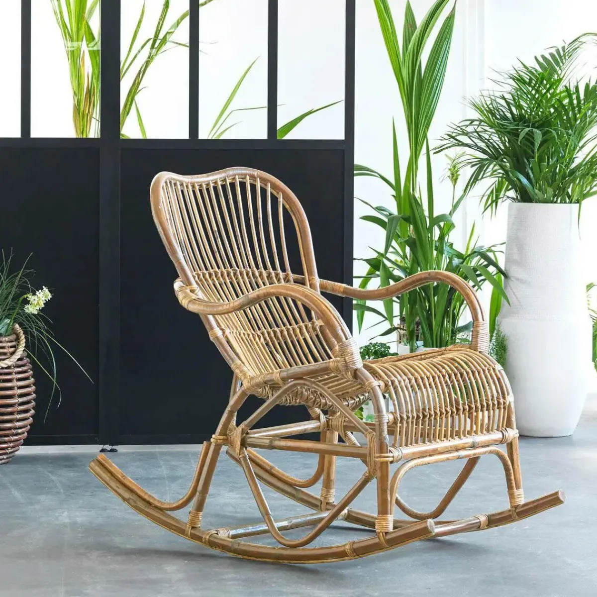Made in Meubles Rocking chair vintage en rotin Rattan