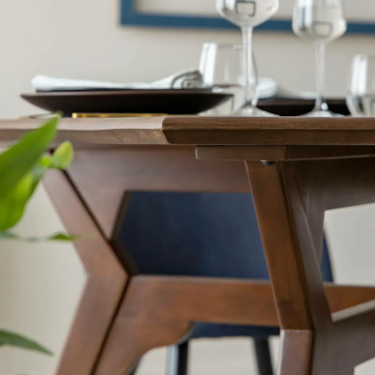 Made in Meubles Table à manger en bois de manguier Hava
