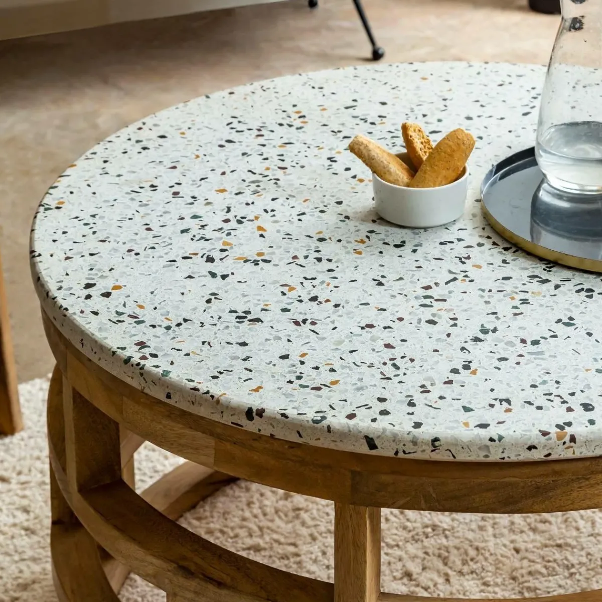 Made in Meubles Table basse en bois de manguier et terrazzo Ambrine