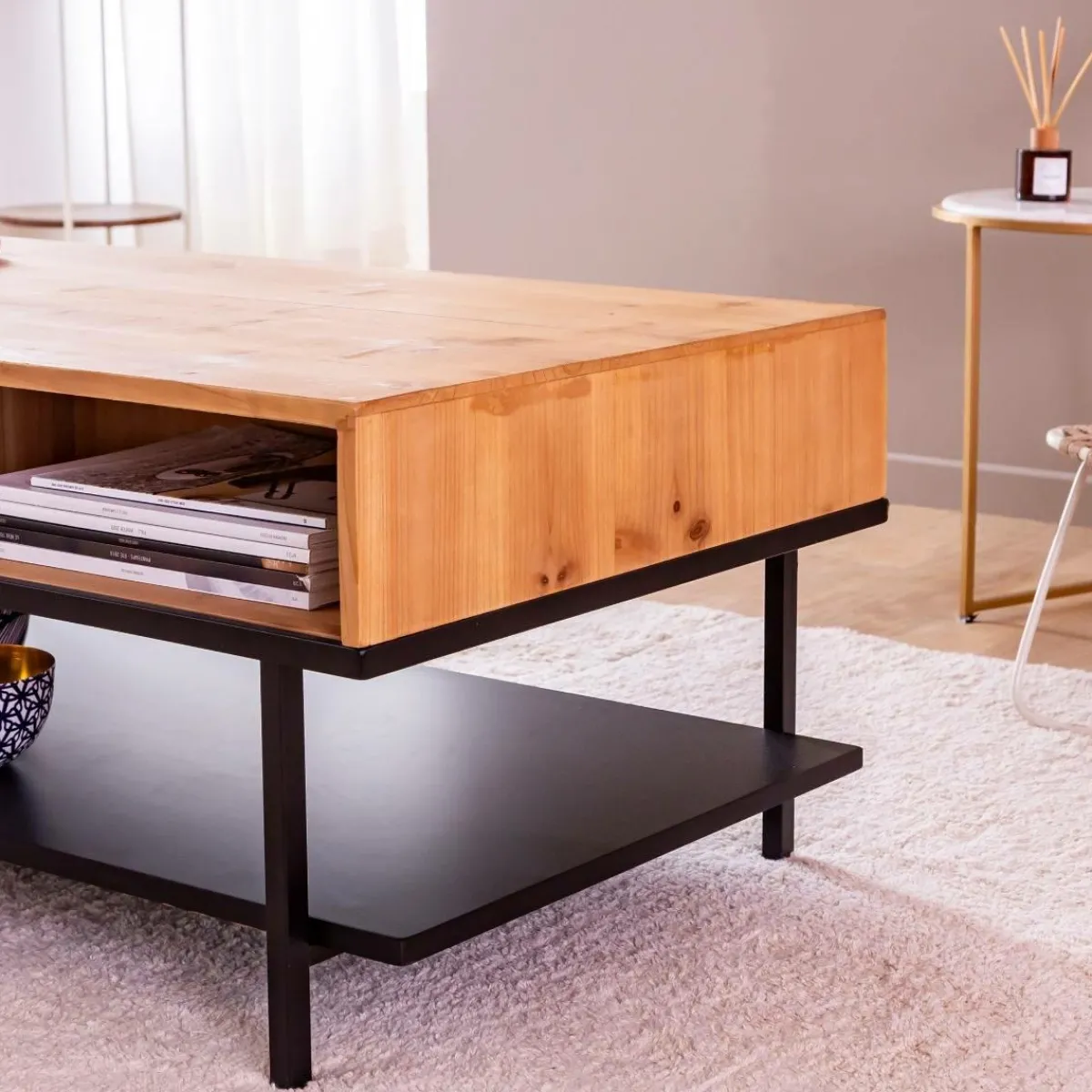 Made in Meubles Table basse en bois de sapin Enola