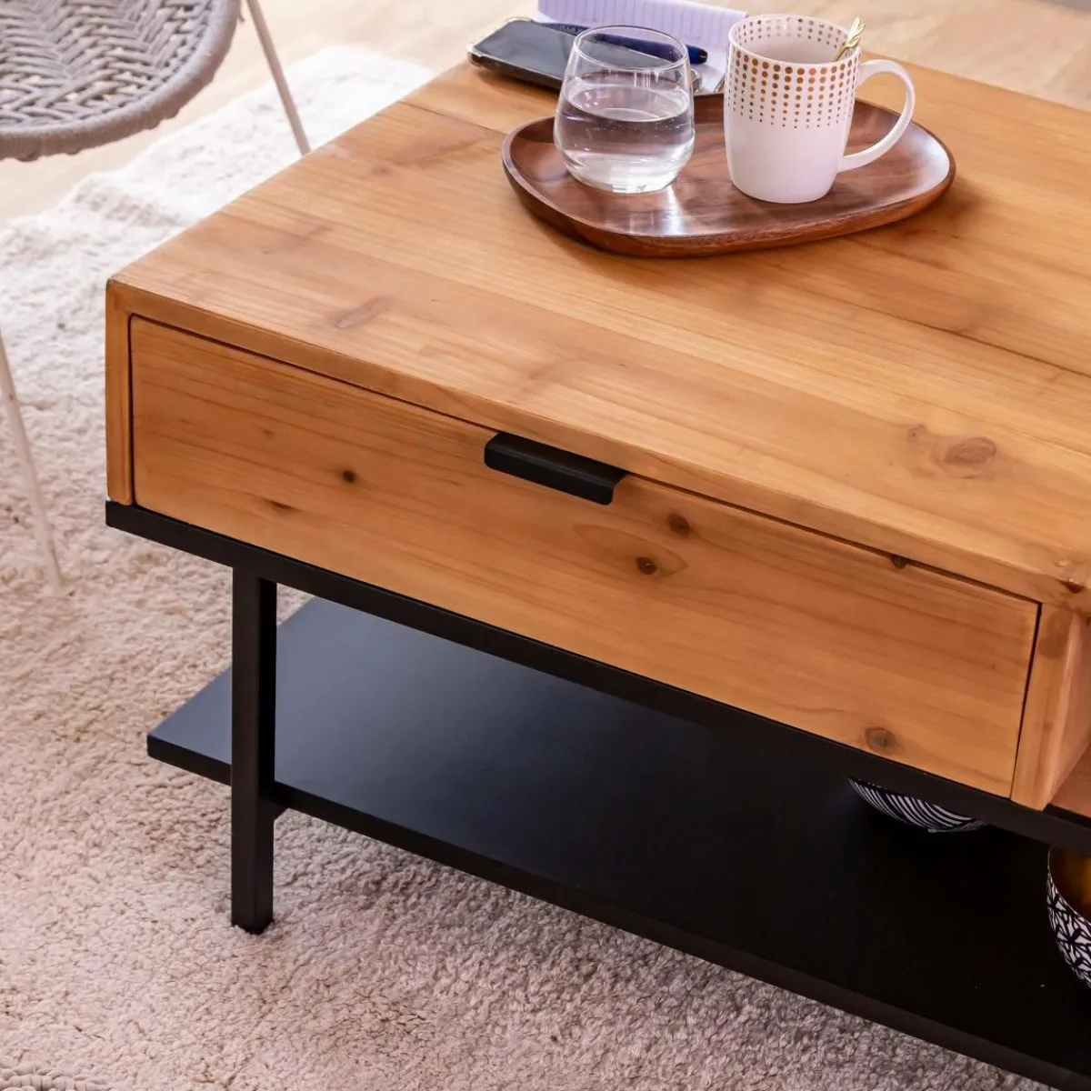 Made in Meubles Table basse en bois de sapin Enola