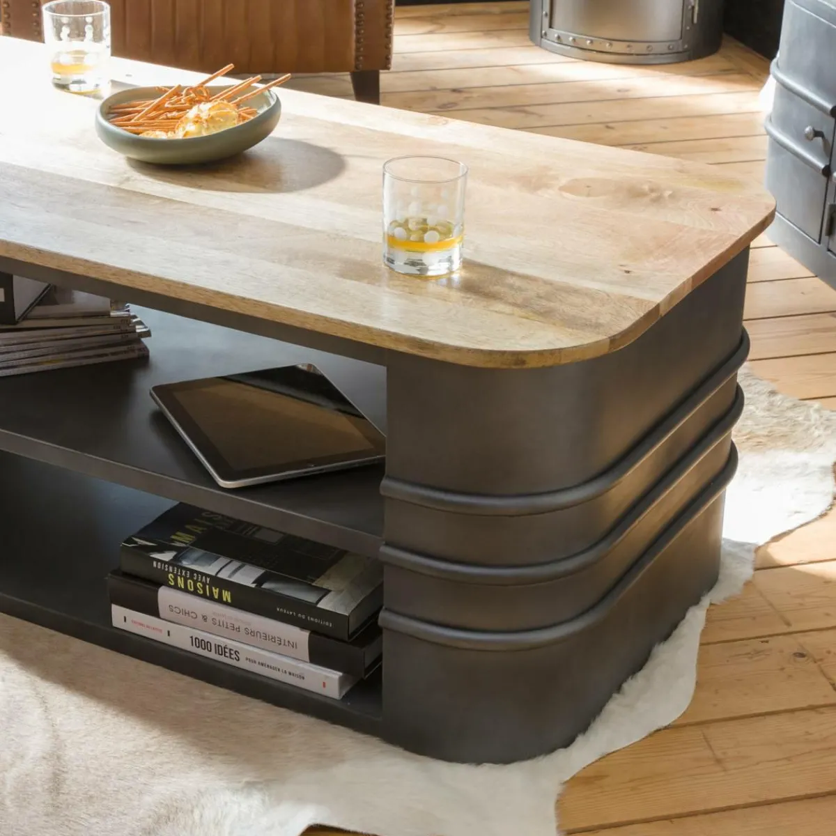 Made in Meubles Table basse en métal et bois Locker