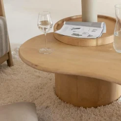 Made in Meubles Table basse en vague en bois de manguier Silas