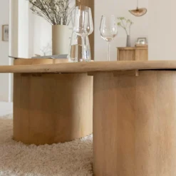 Made in Meubles Table basse en vague en bois de manguier Silas