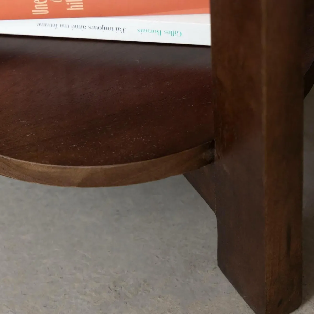 Made in Meubles Table de chevet ovale en bois de manguier Sharon