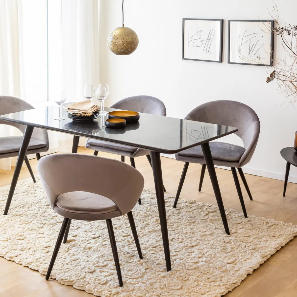 Made in Meubles Table à manger avec plateau en granite noir Antonella