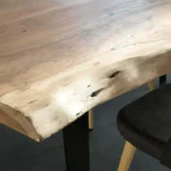Made in Meubles Table à manger en bois d'acacia 200 cm Tree