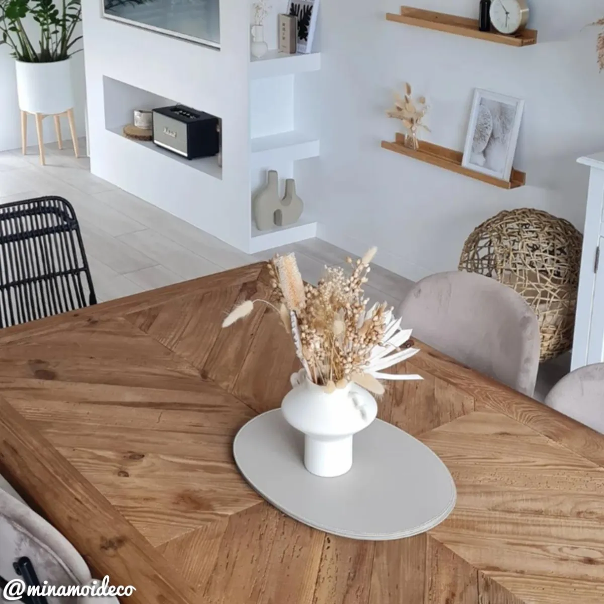 Made in Meubles Table à manger en bois recyclé Blaise