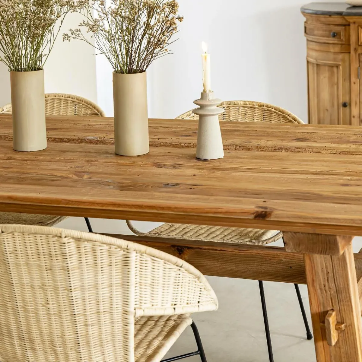 Made in Meubles Table à manger en pin recyclé Blaise