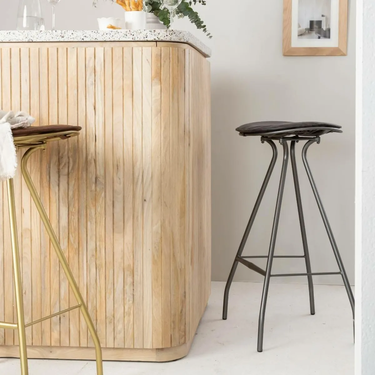 Made in Meubles Tabouret de bar en cuir gris et métal Lya