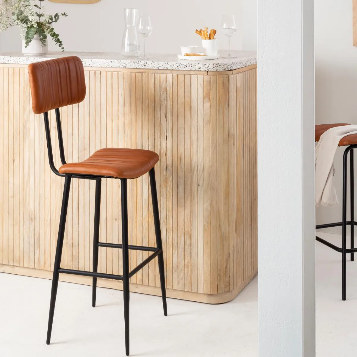 Made in Meubles Tabouret de bar en cuir marron Carl