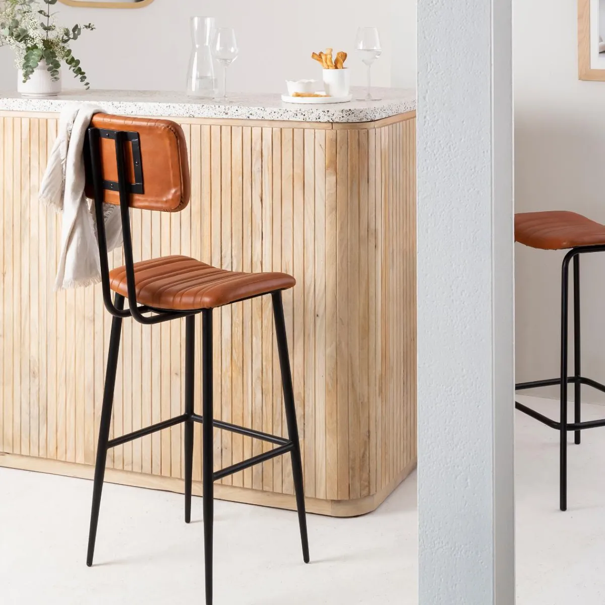 Made in Meubles Tabouret de bar en cuir marron Carl